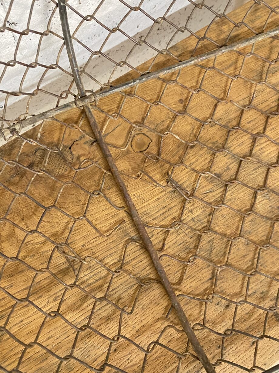 Panier en mailles métalliques