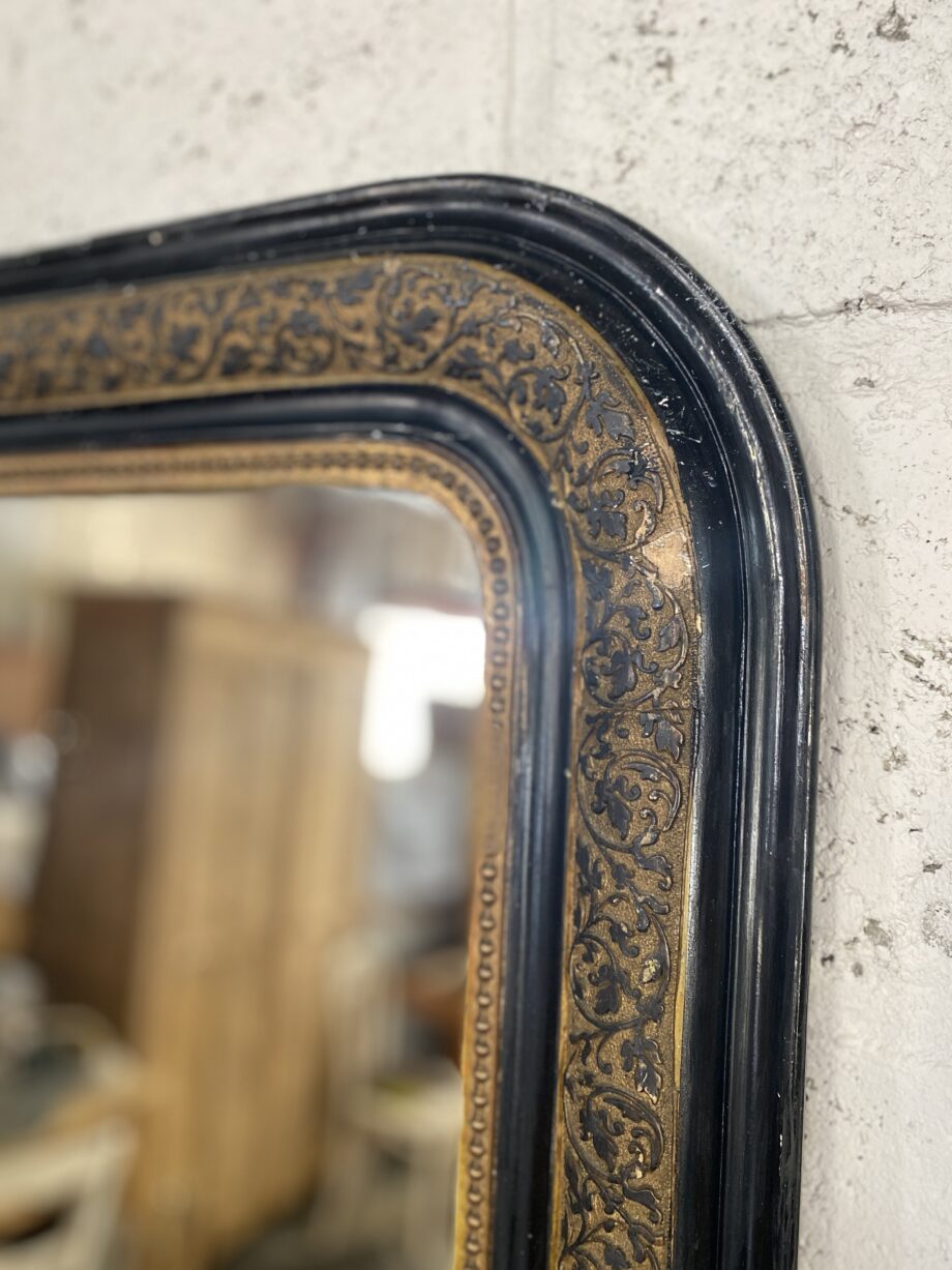 Miroir ancien noir et doré