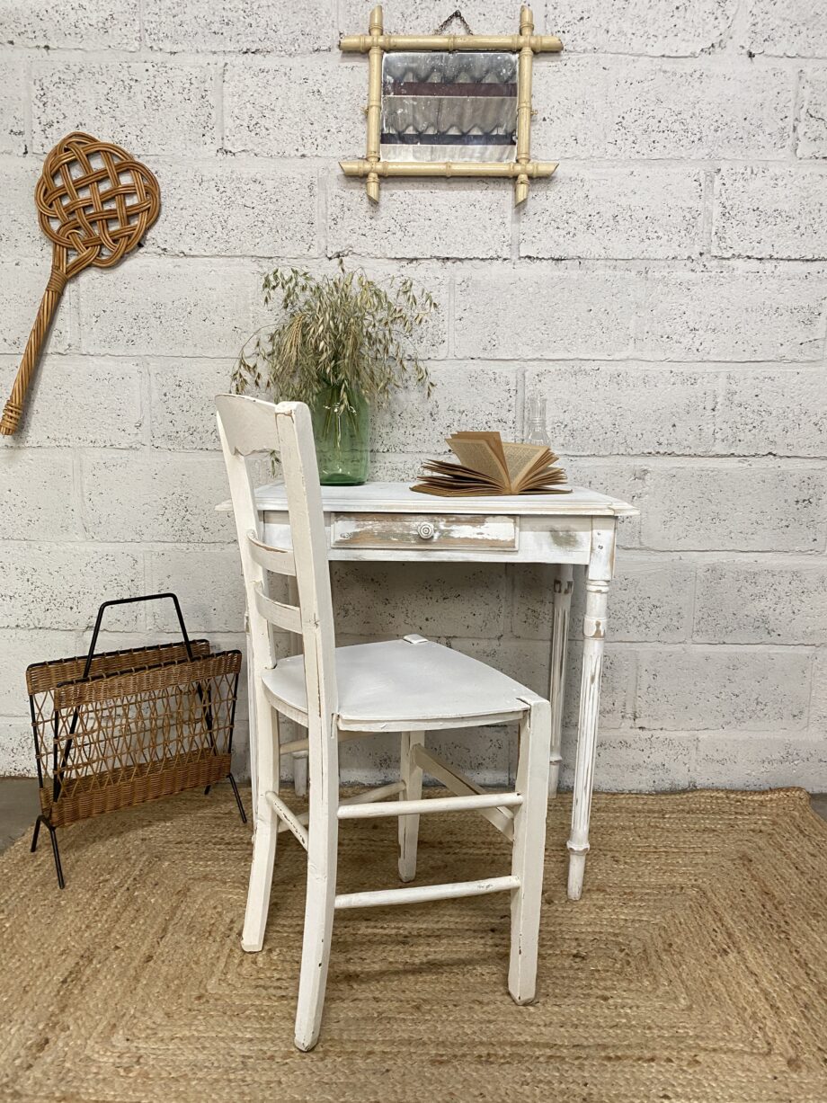 Petite table patinée