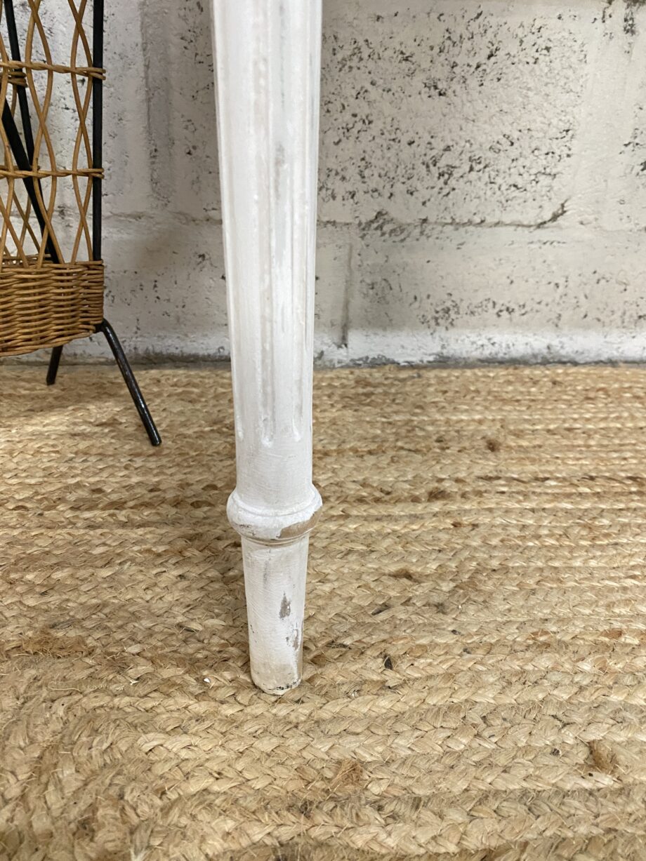 Petite table patinée