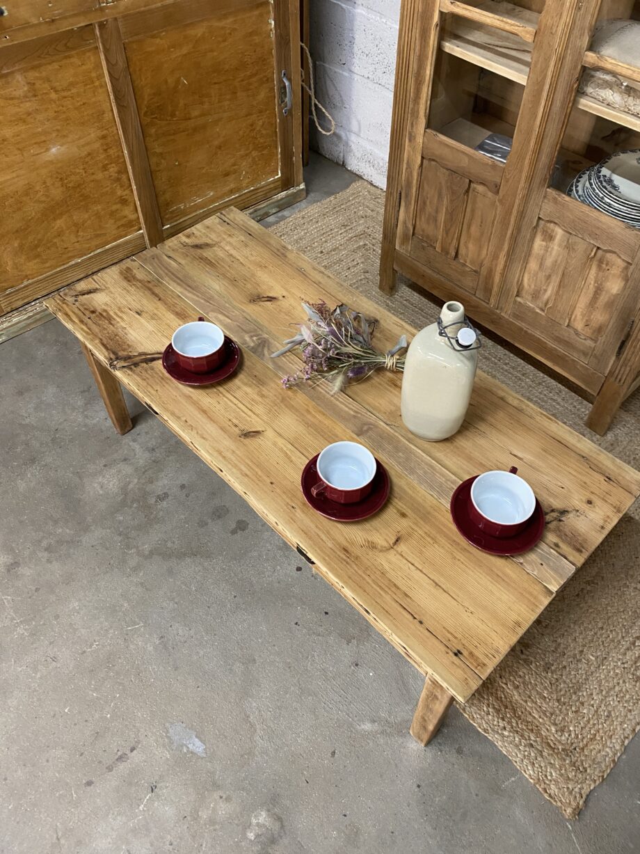 Table basse de ferme