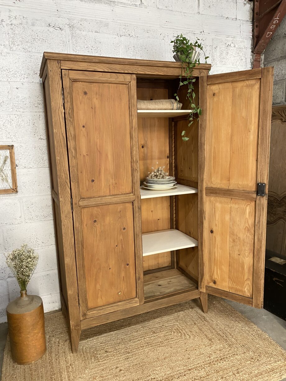 Armoire parisienne bois massif