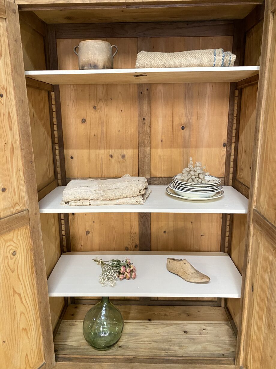 Armoire parisienne bois massif