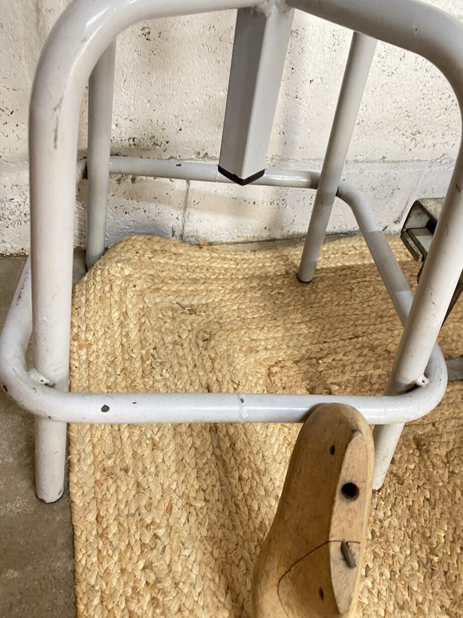 Tabourets pivotants hauts