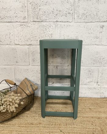 Tabouret vert ou sellette
