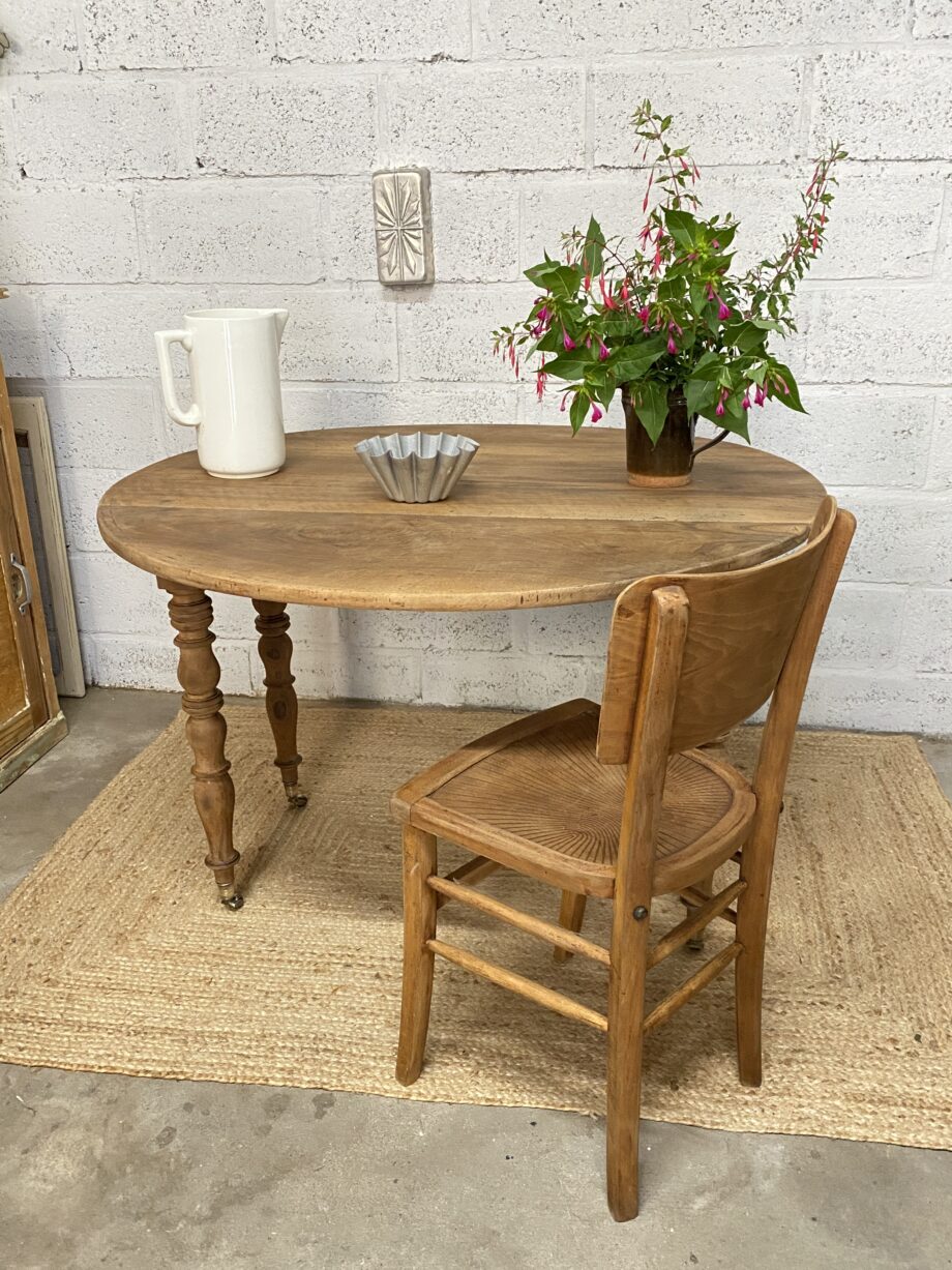 Table ronde à rabats