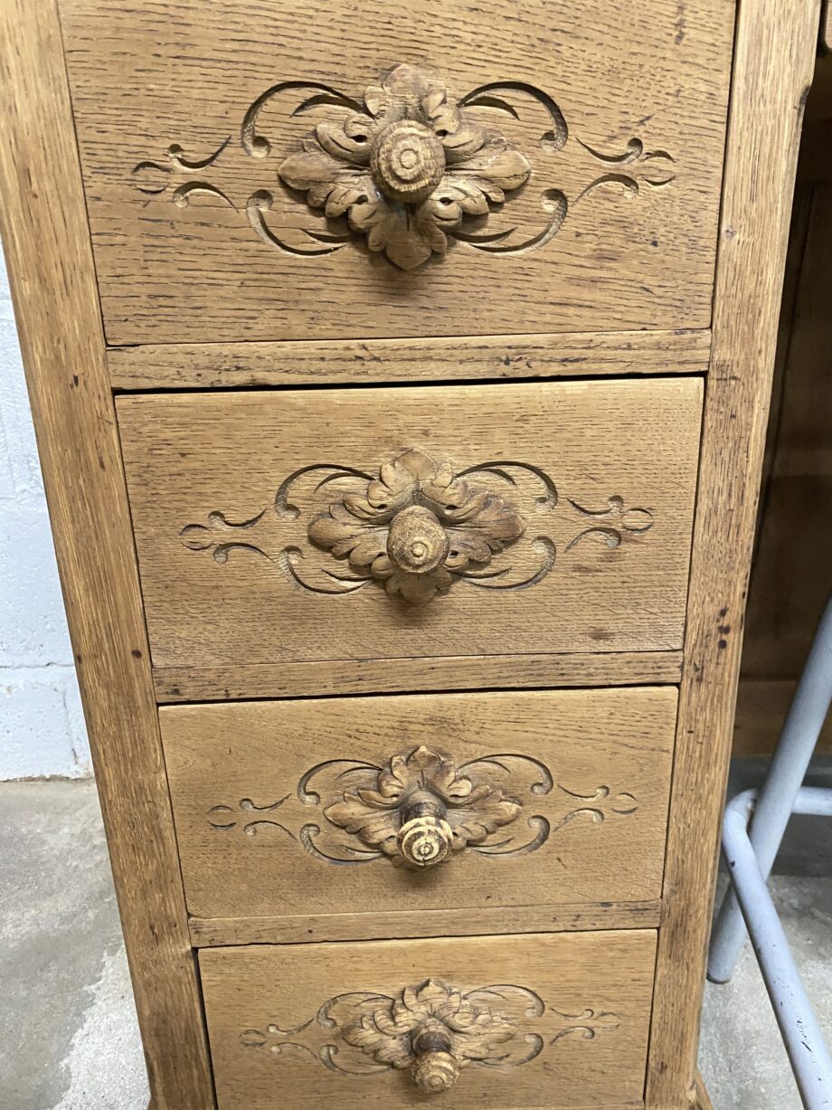 Bureau en chêne massif