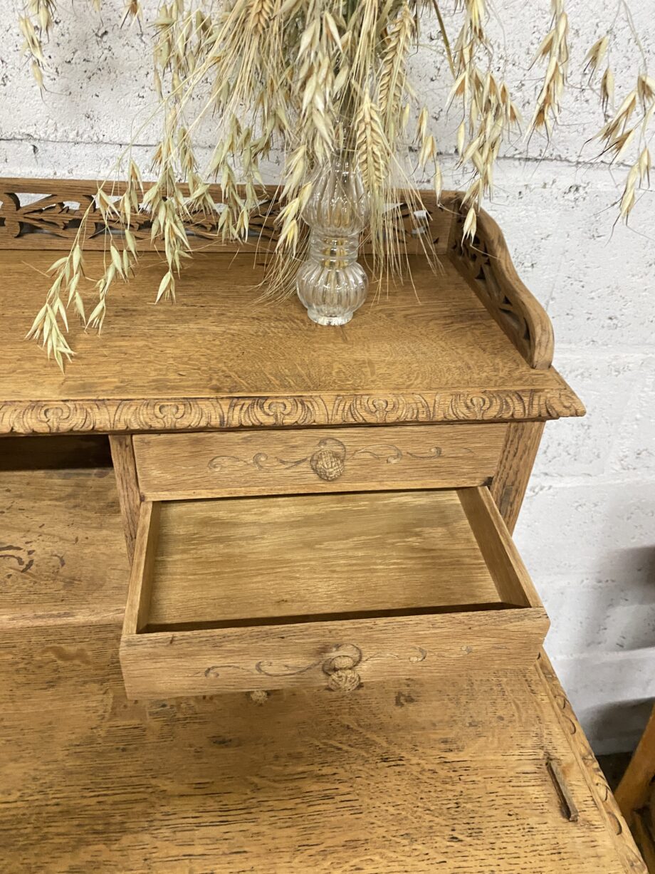Bureau en chêne massif