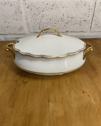 Soupière en porcelaine de Limoges (A. Lanternier)