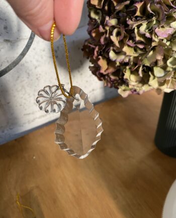 Pampilles anciennes "petite feuilles"