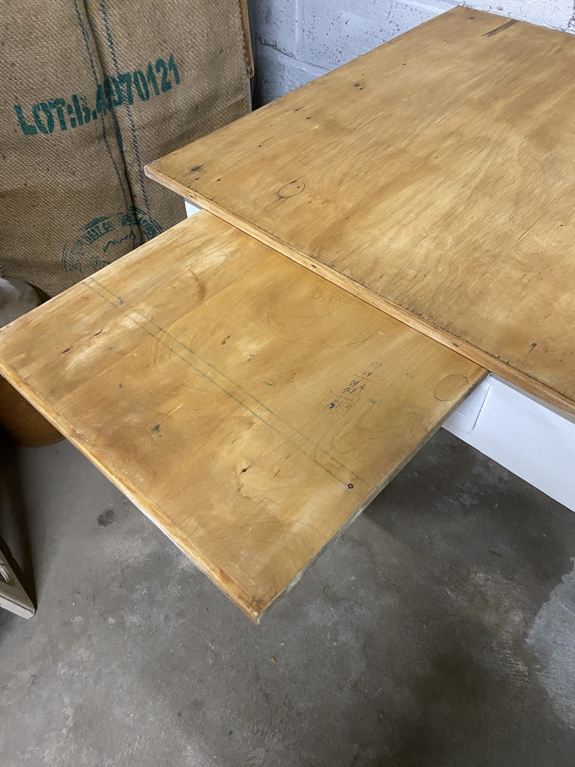 Grande table de couturière