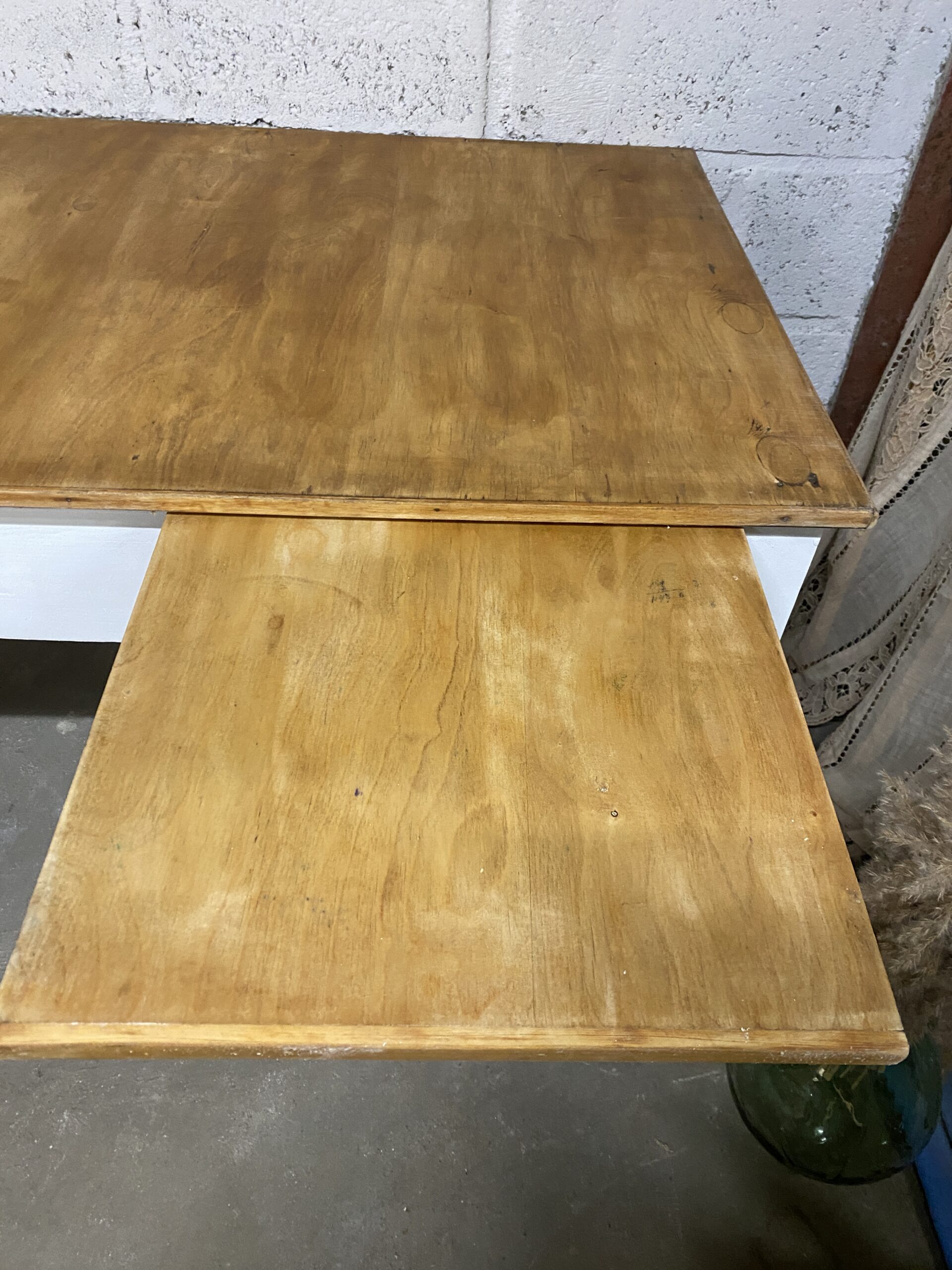 Grande table de couturière