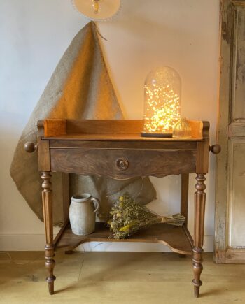 Table de toilette en noyer