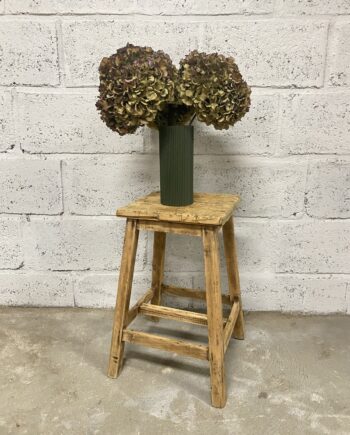 Tabouret ancien brut