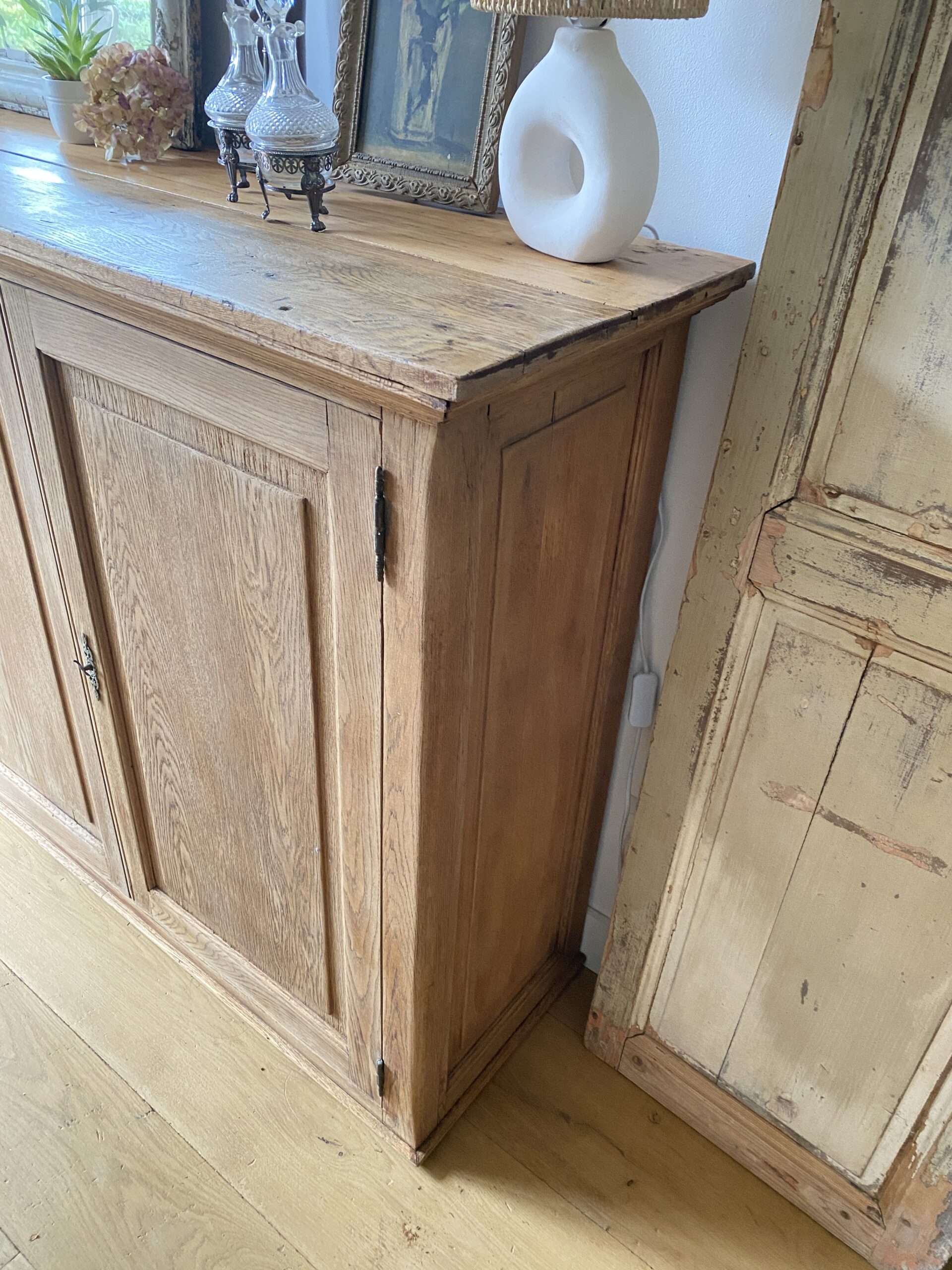 Buffet bas - haut de vaisselier