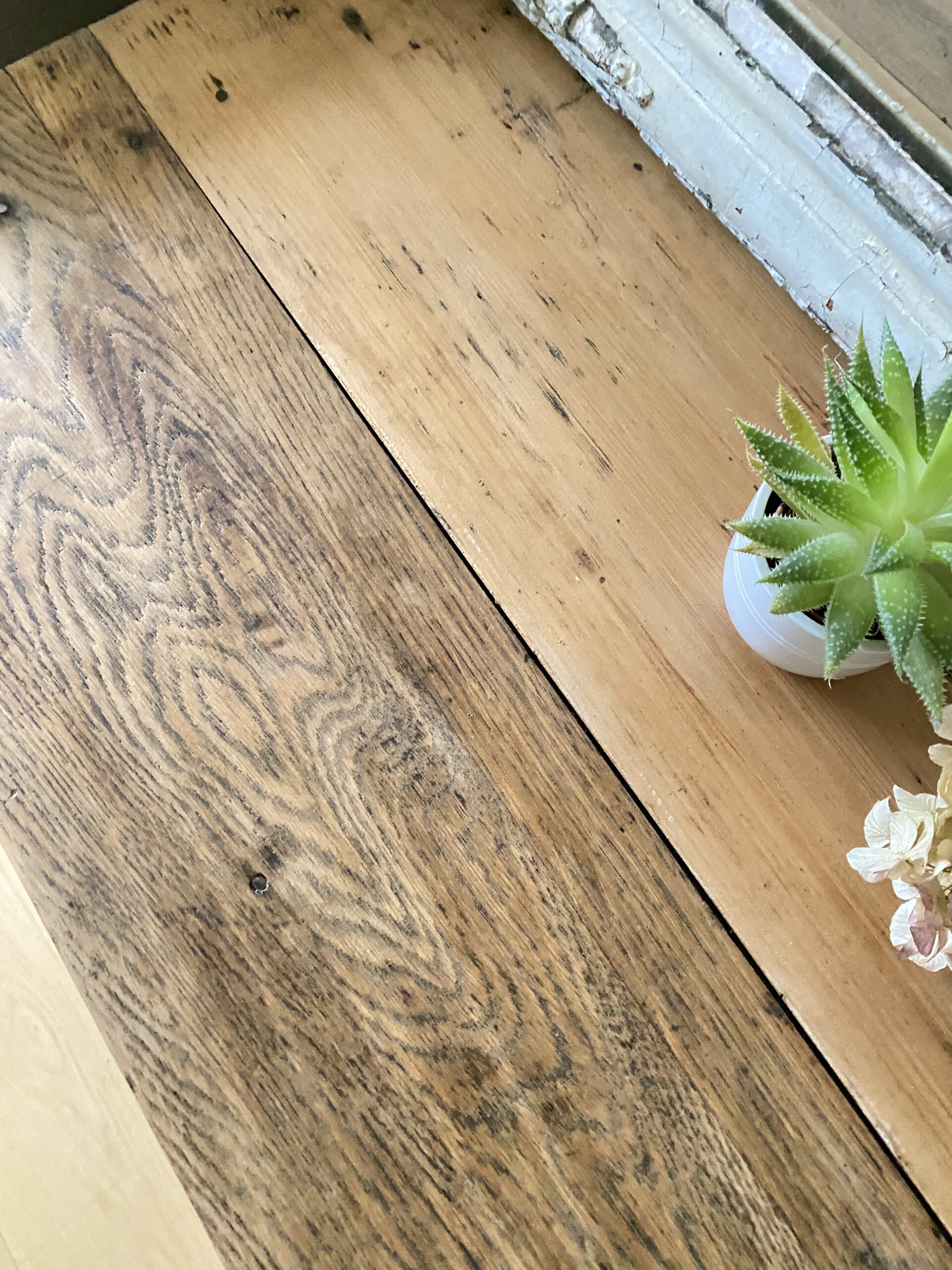 Buffet bas - haut de vaisselier