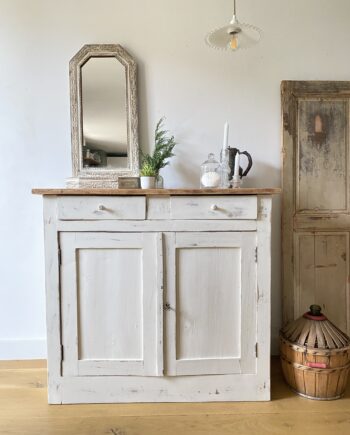 Buffet parisien patiné