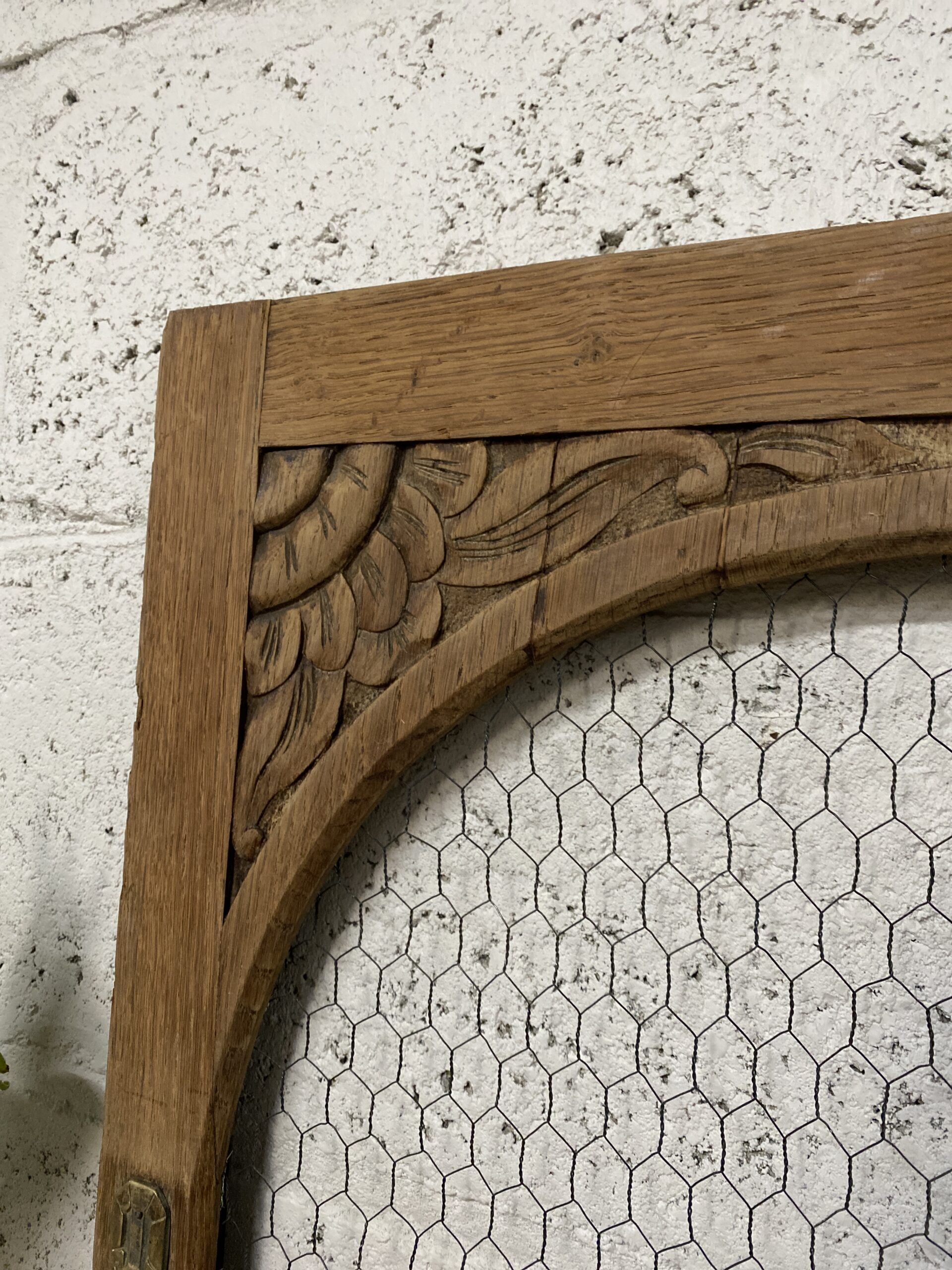 Cadre art déco grillagé - porte ancienne