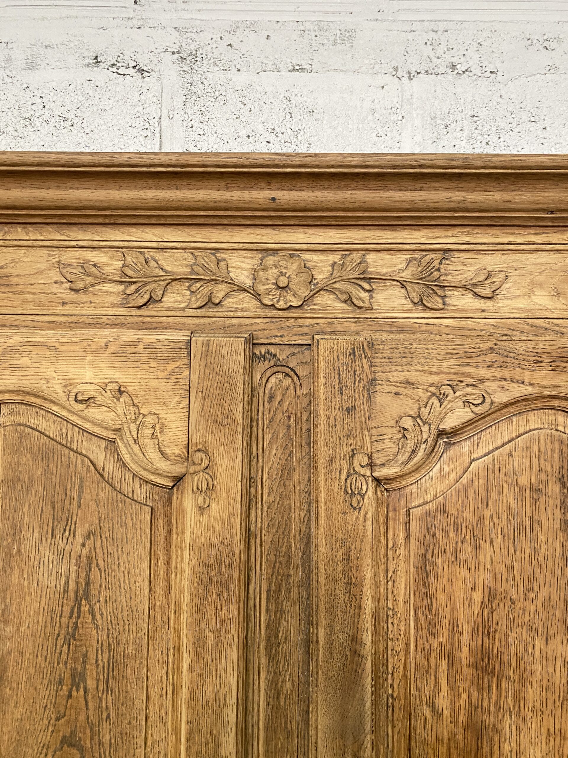 Armoire en chêne