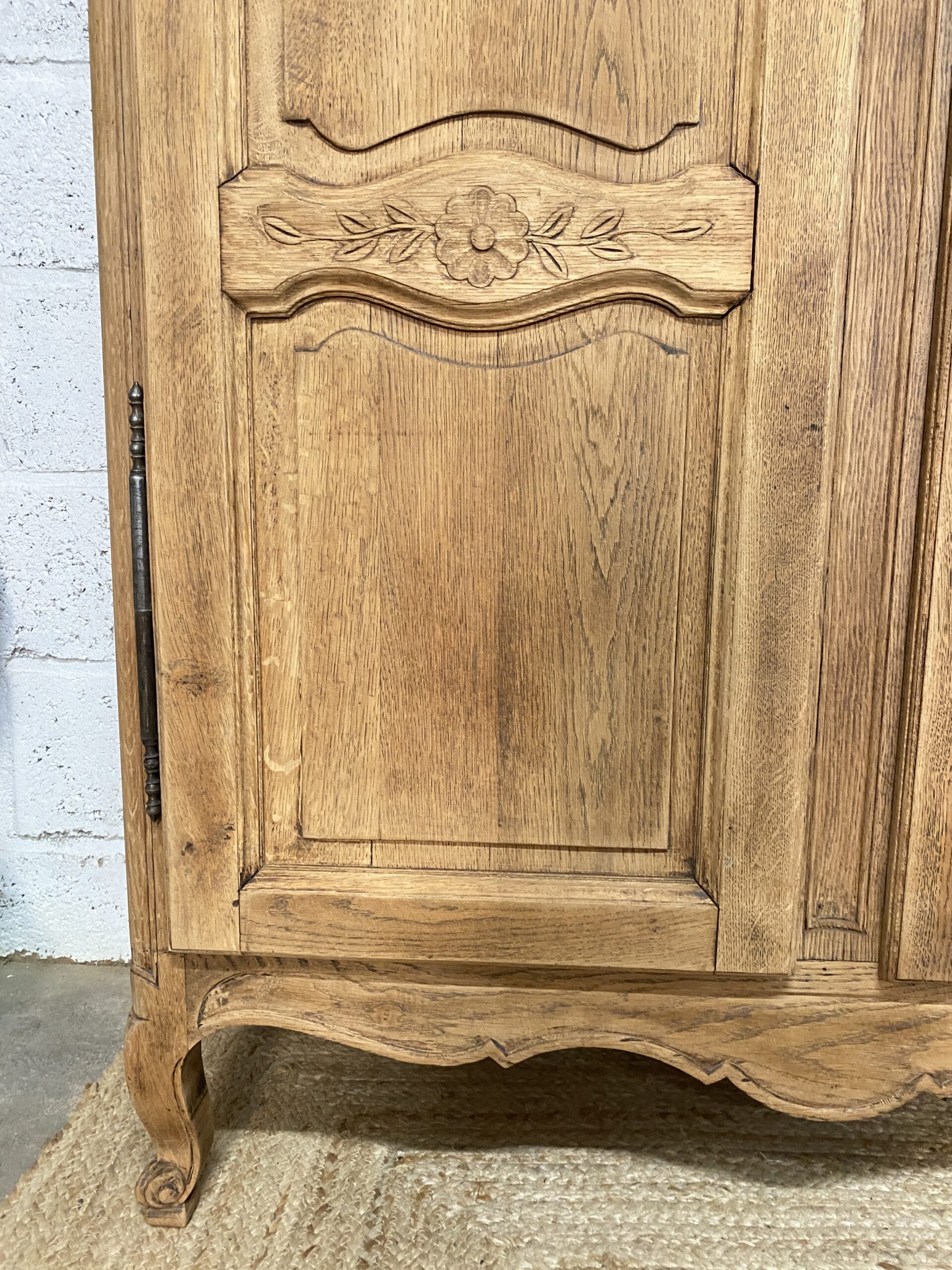Armoire en chêne