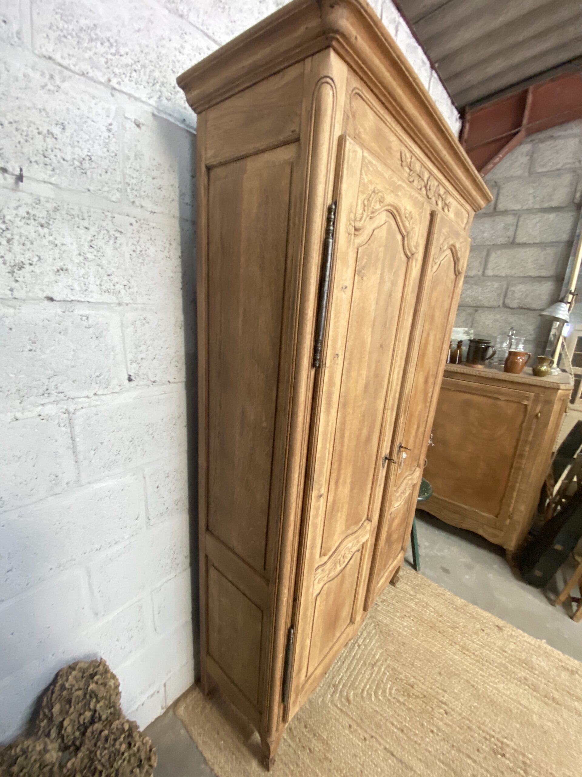 Armoire en chêne