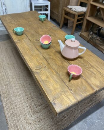 Table basse de ferme