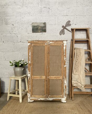 Petite armoire d'atelier