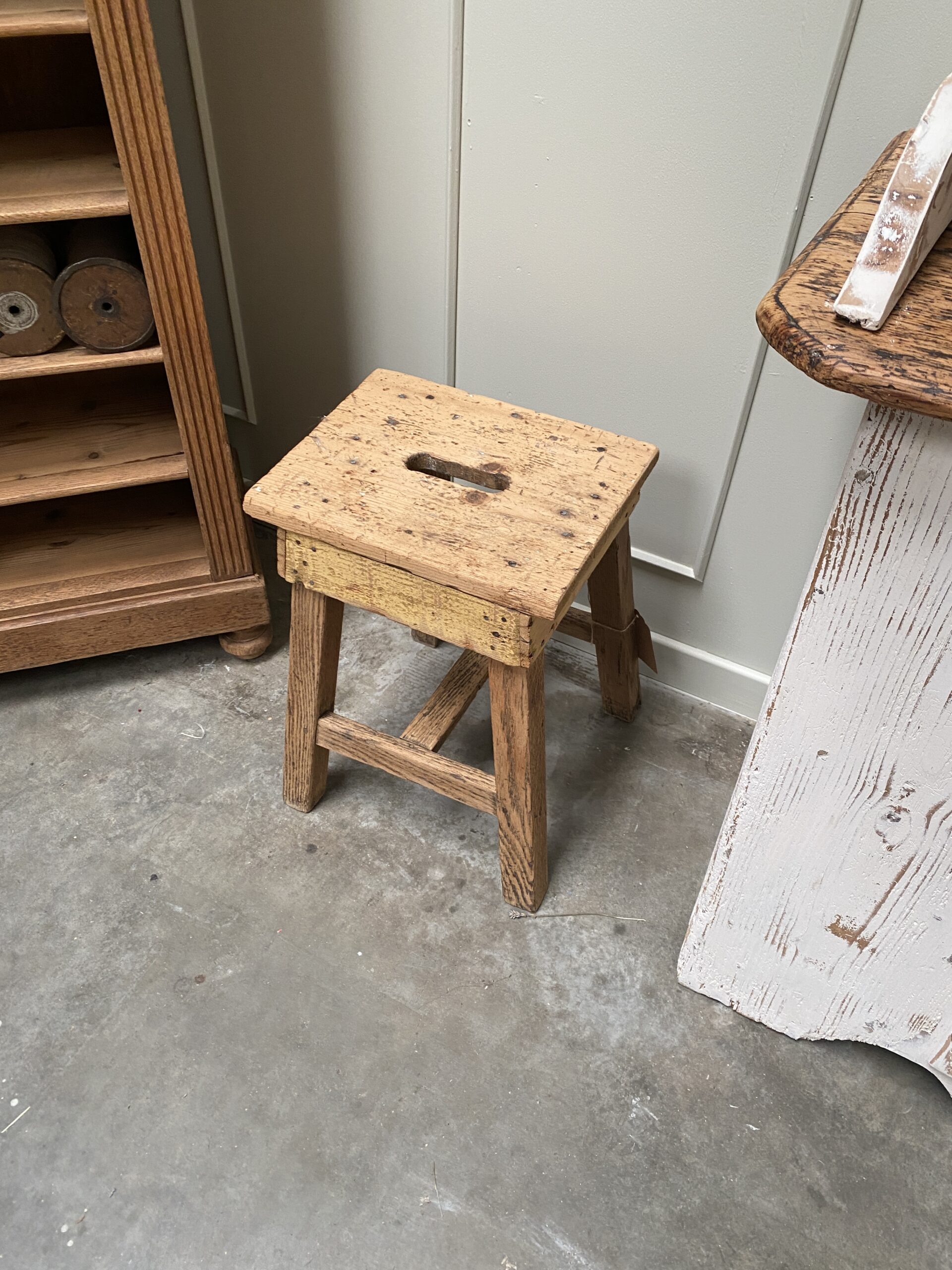 Tabouret brutaliste
