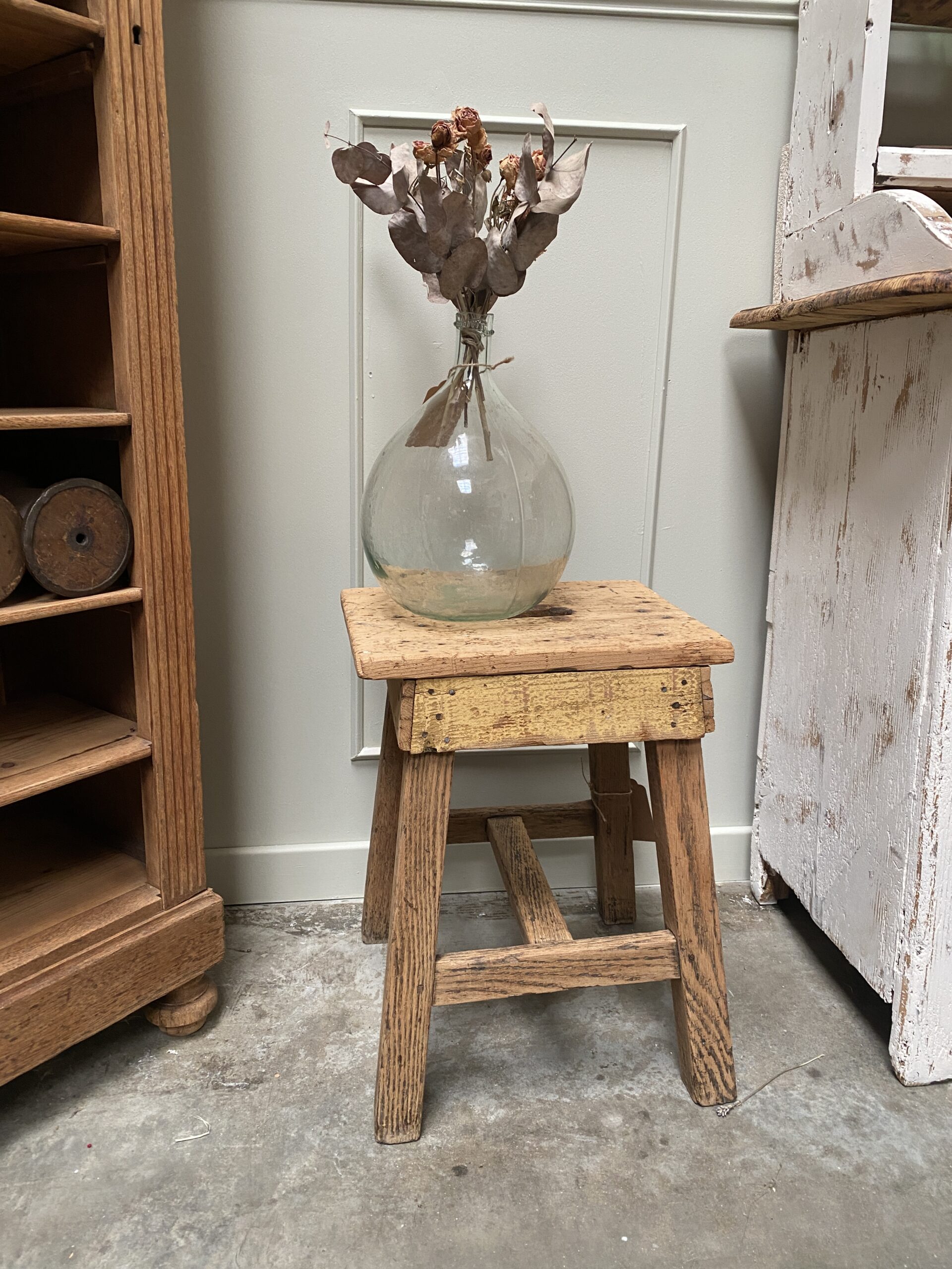 Tabouret brutaliste