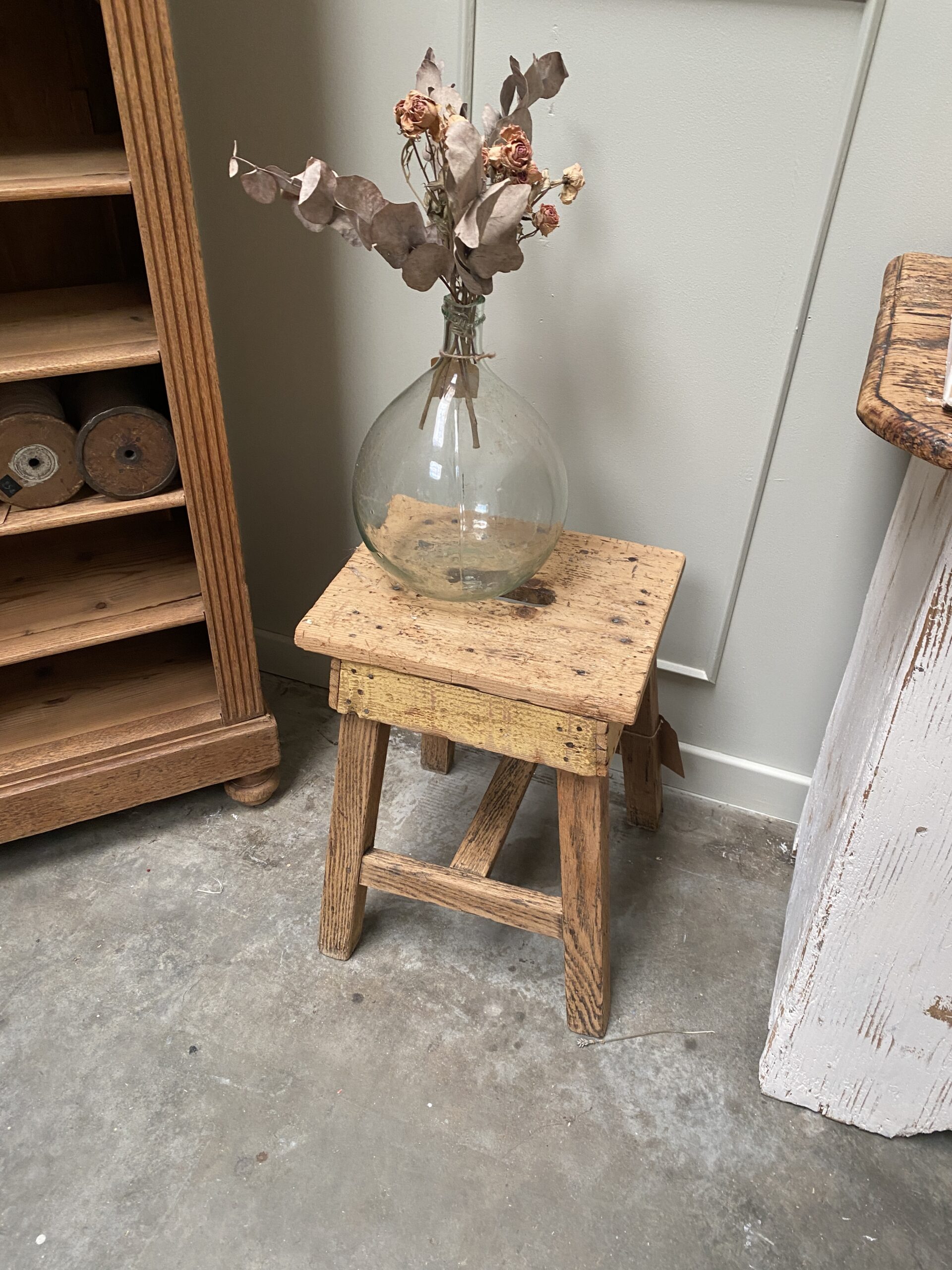 Tabouret brutaliste