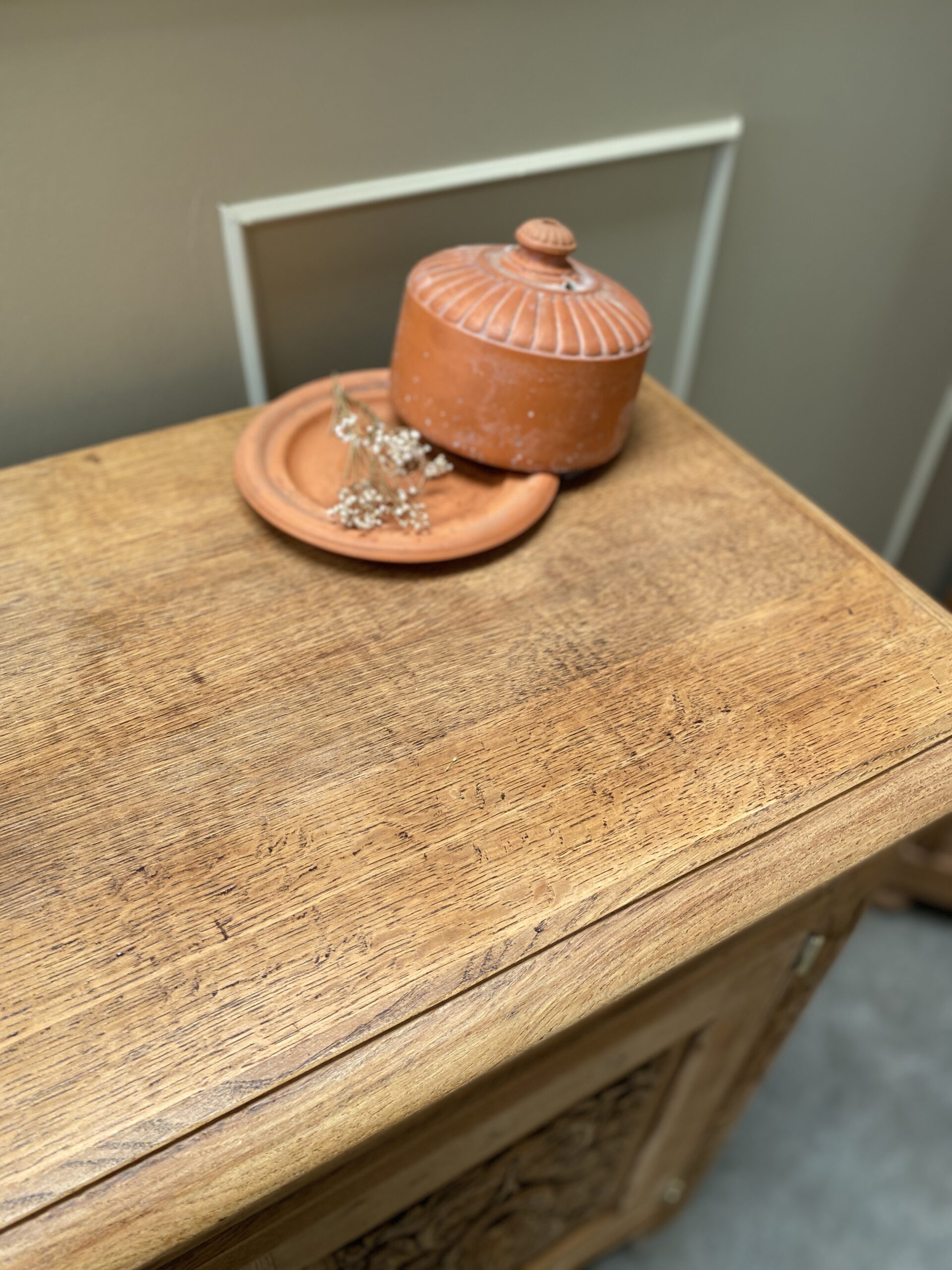 Buffet rustique