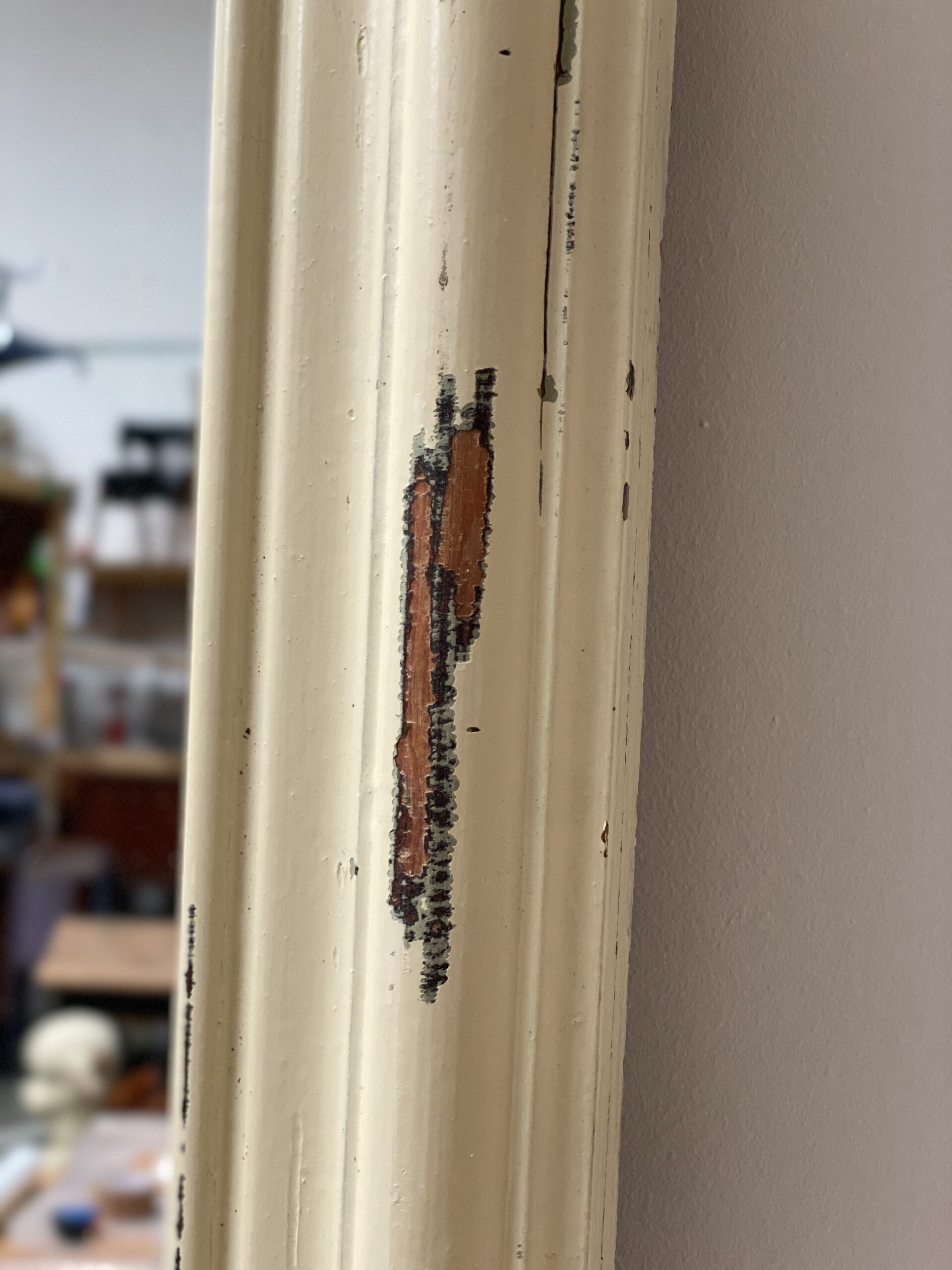 Miroir patiné beige