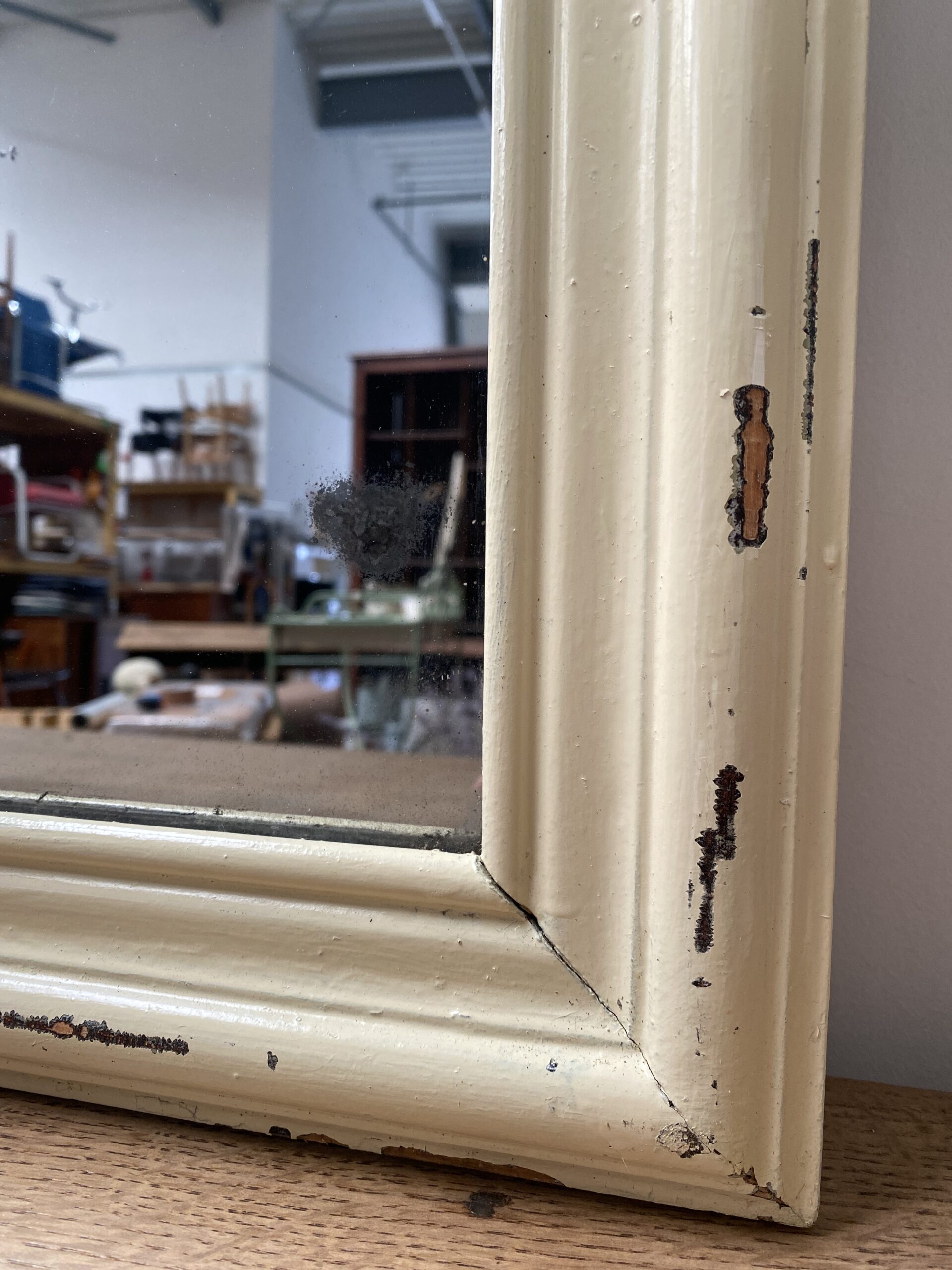 Miroir patiné beige