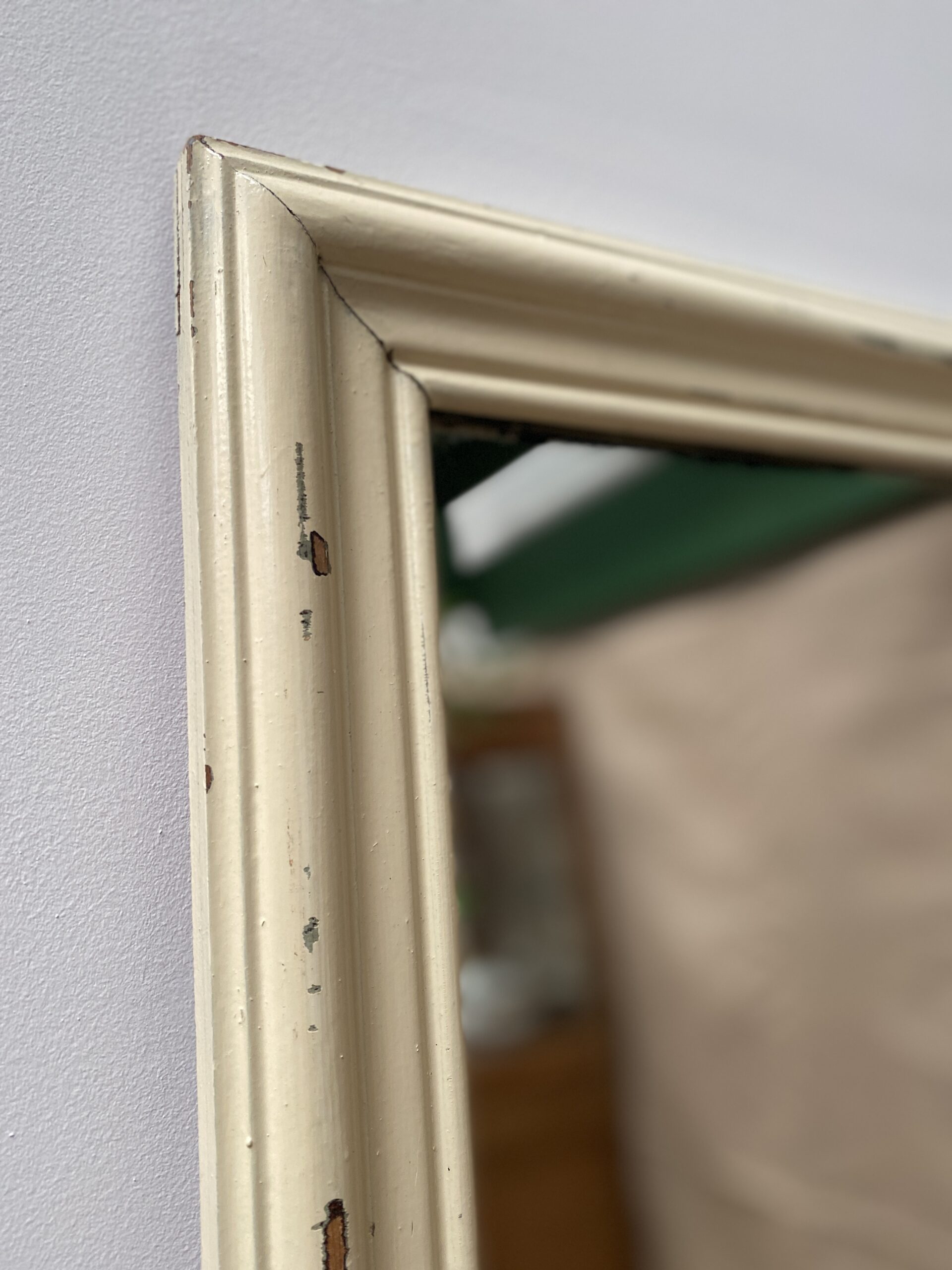 Miroir patiné beige