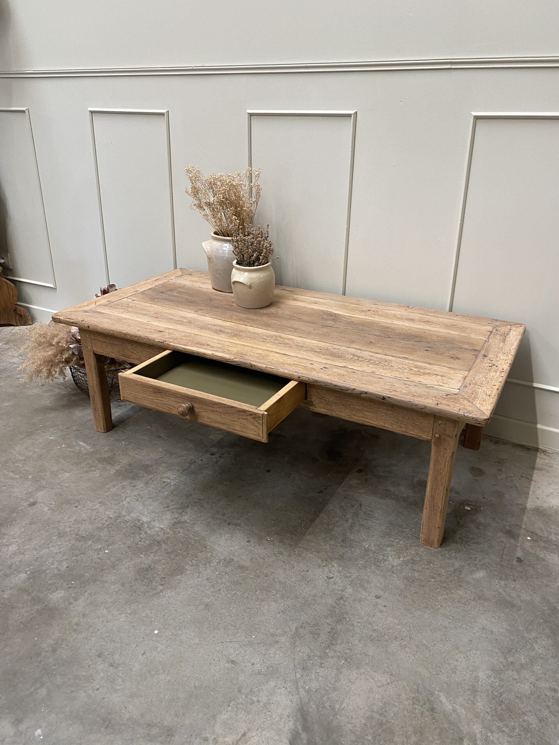 Table basse de ferme