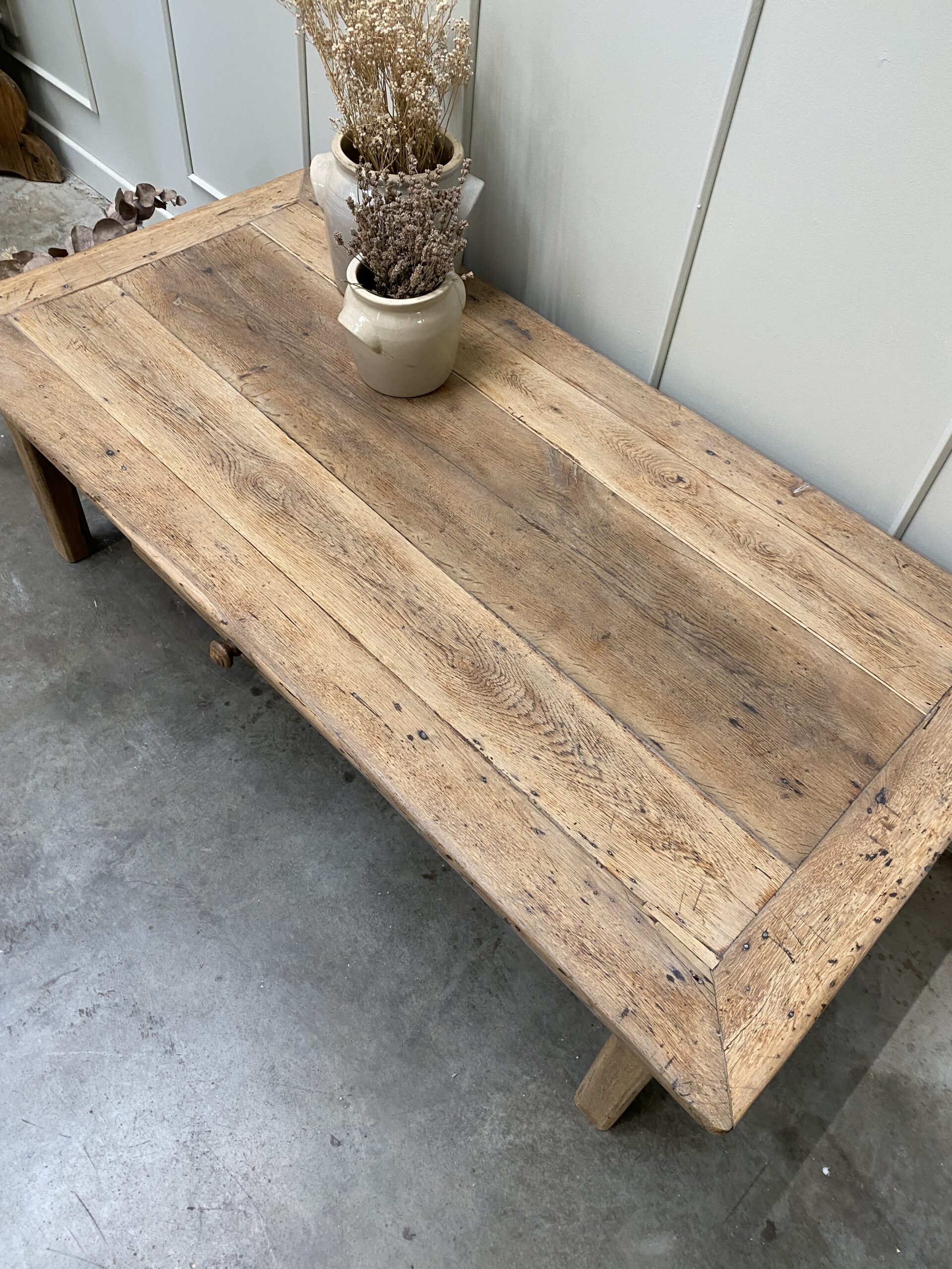 Table basse de ferme
