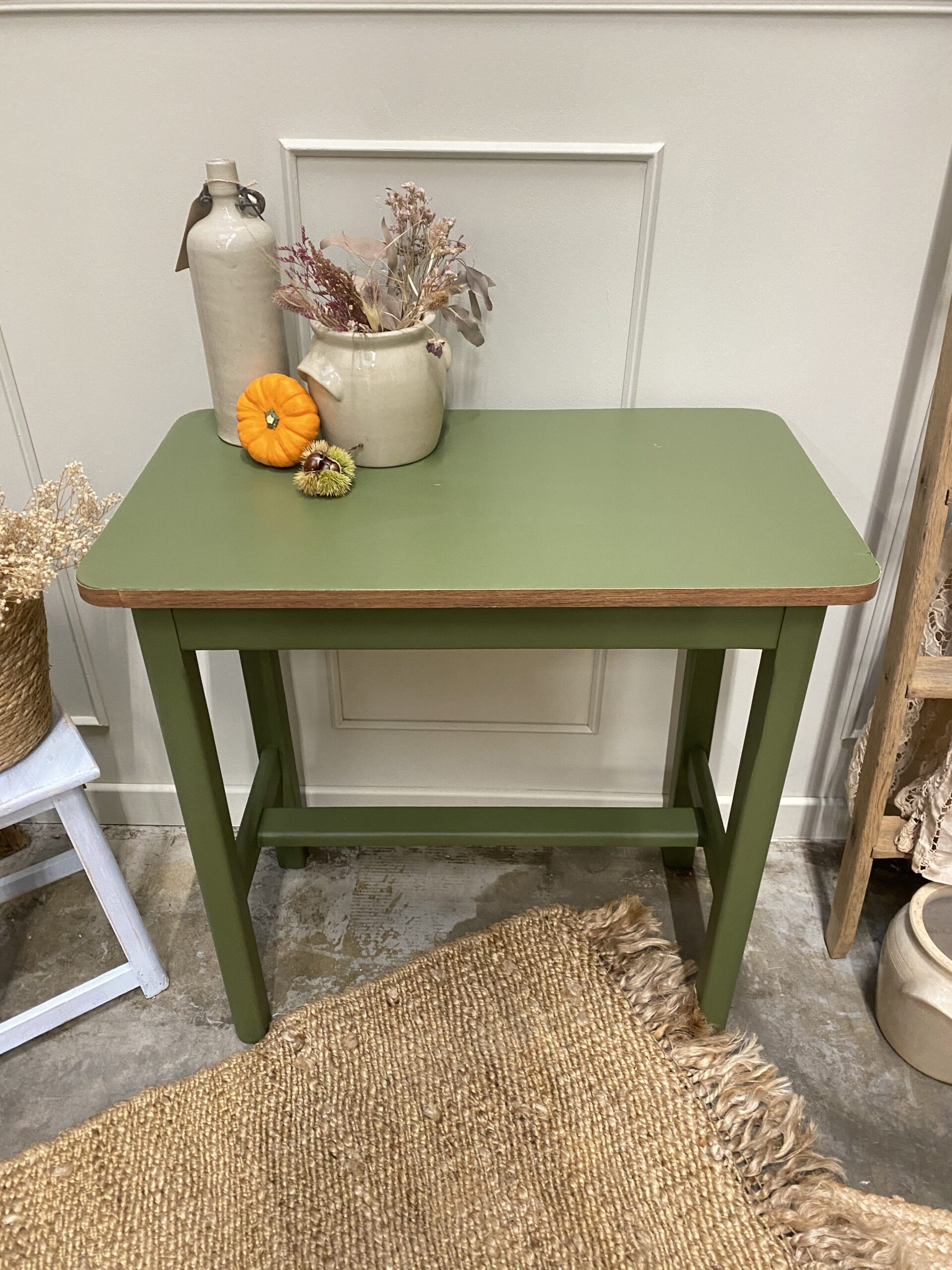Petite table d'appoint Mado