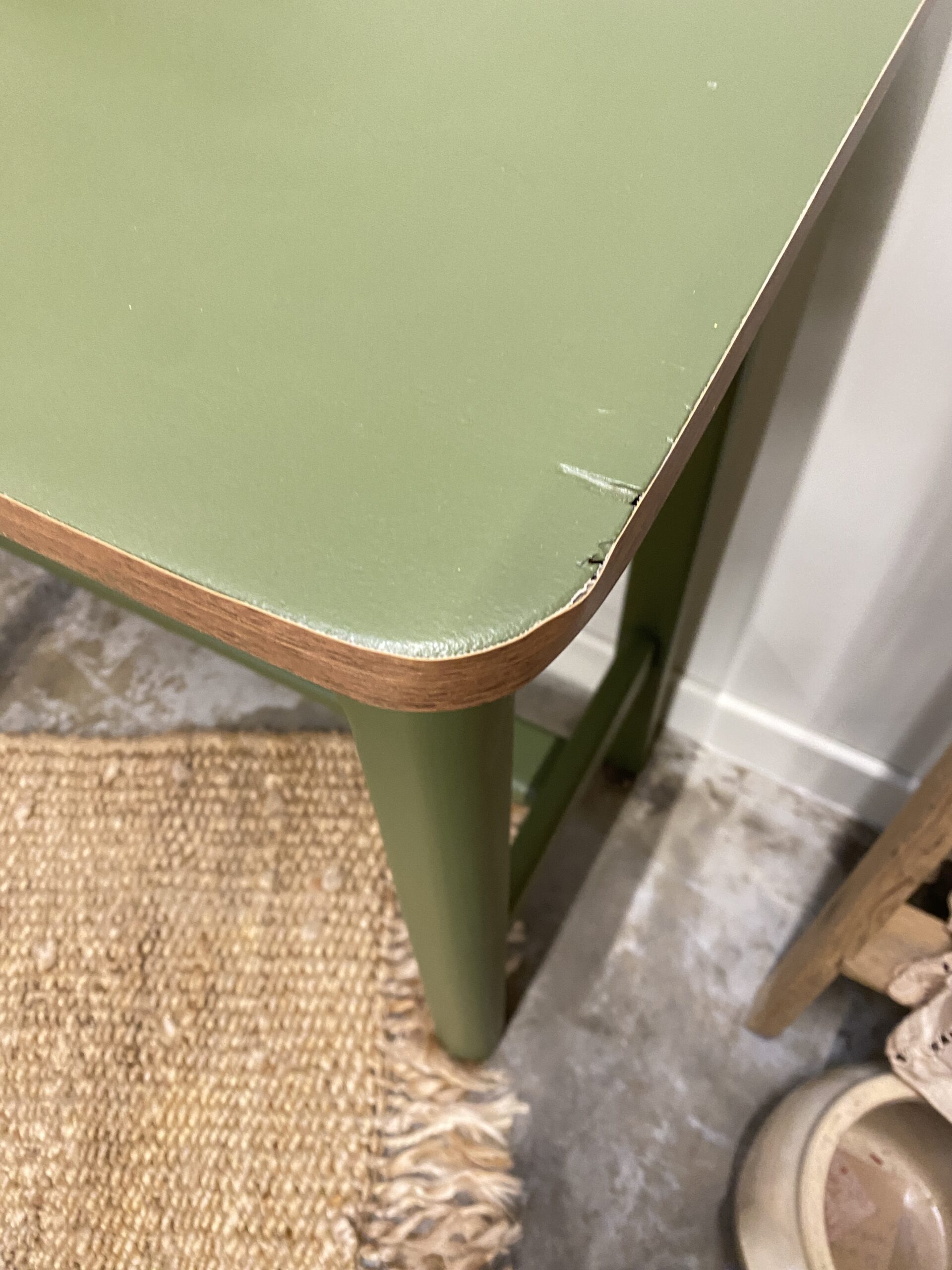 Petite table d'appoint Mado