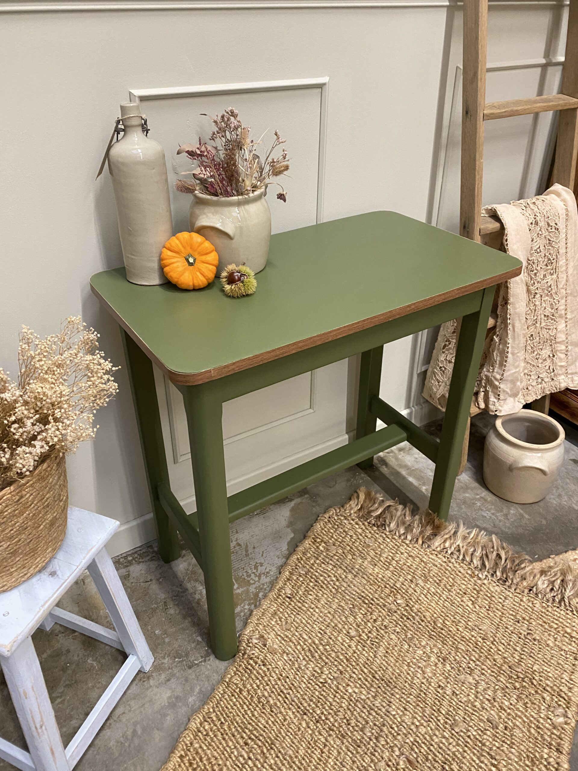 Petite table d'appoint Mado