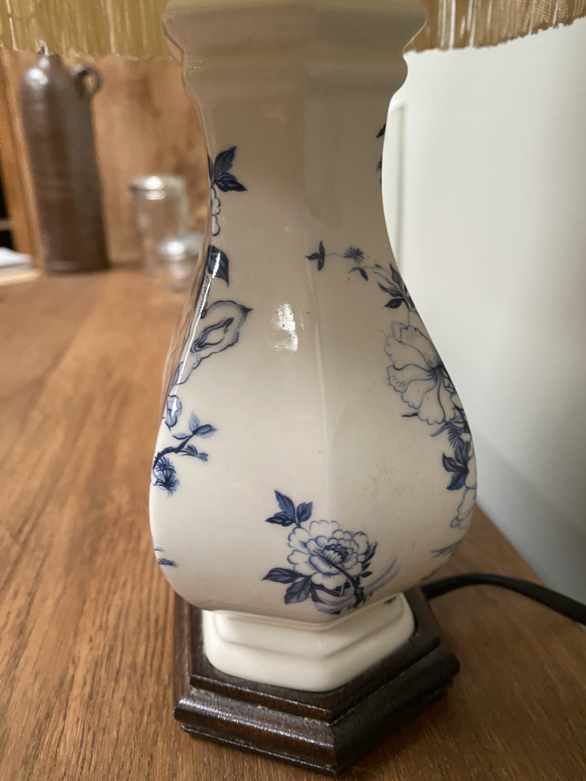 Lampe en porcelaine