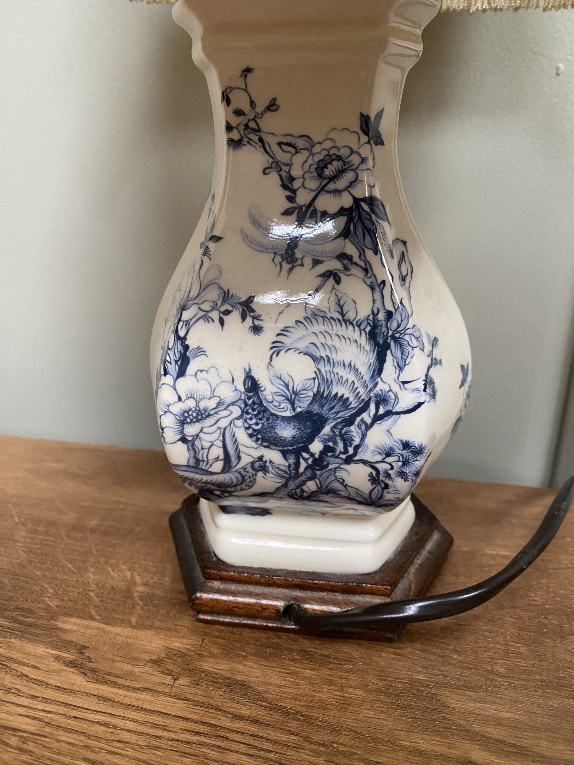 Lampe en porcelaine