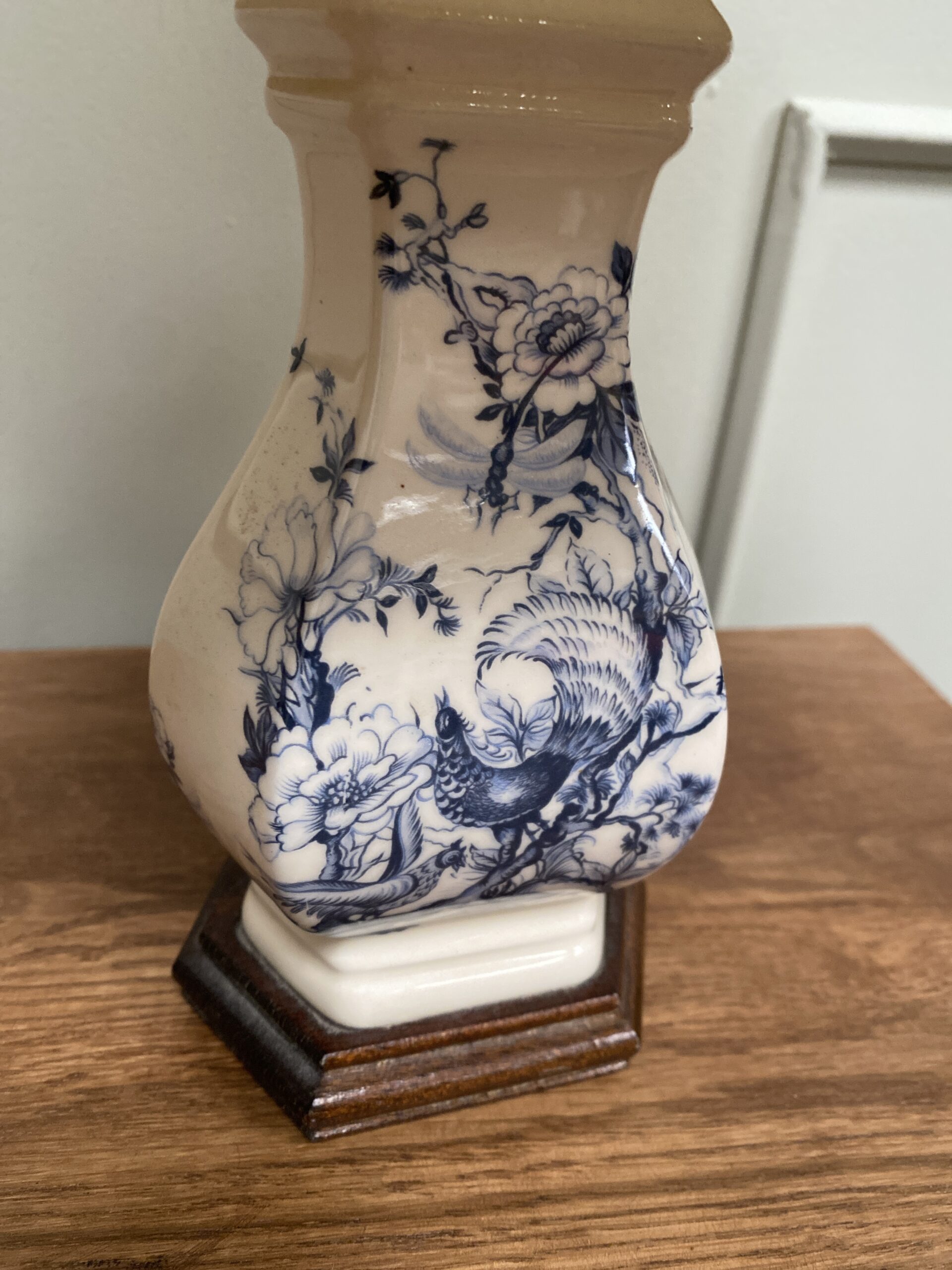 Lampe en porcelaine